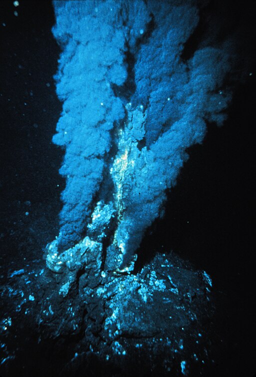 Underwater Vent with Black smoke
