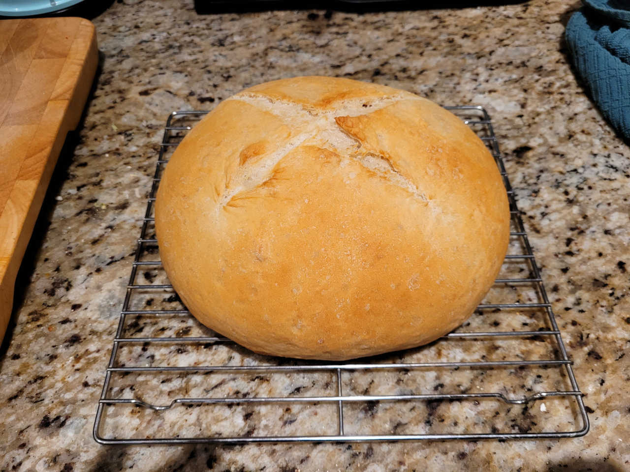 picture of a round loaf of bread