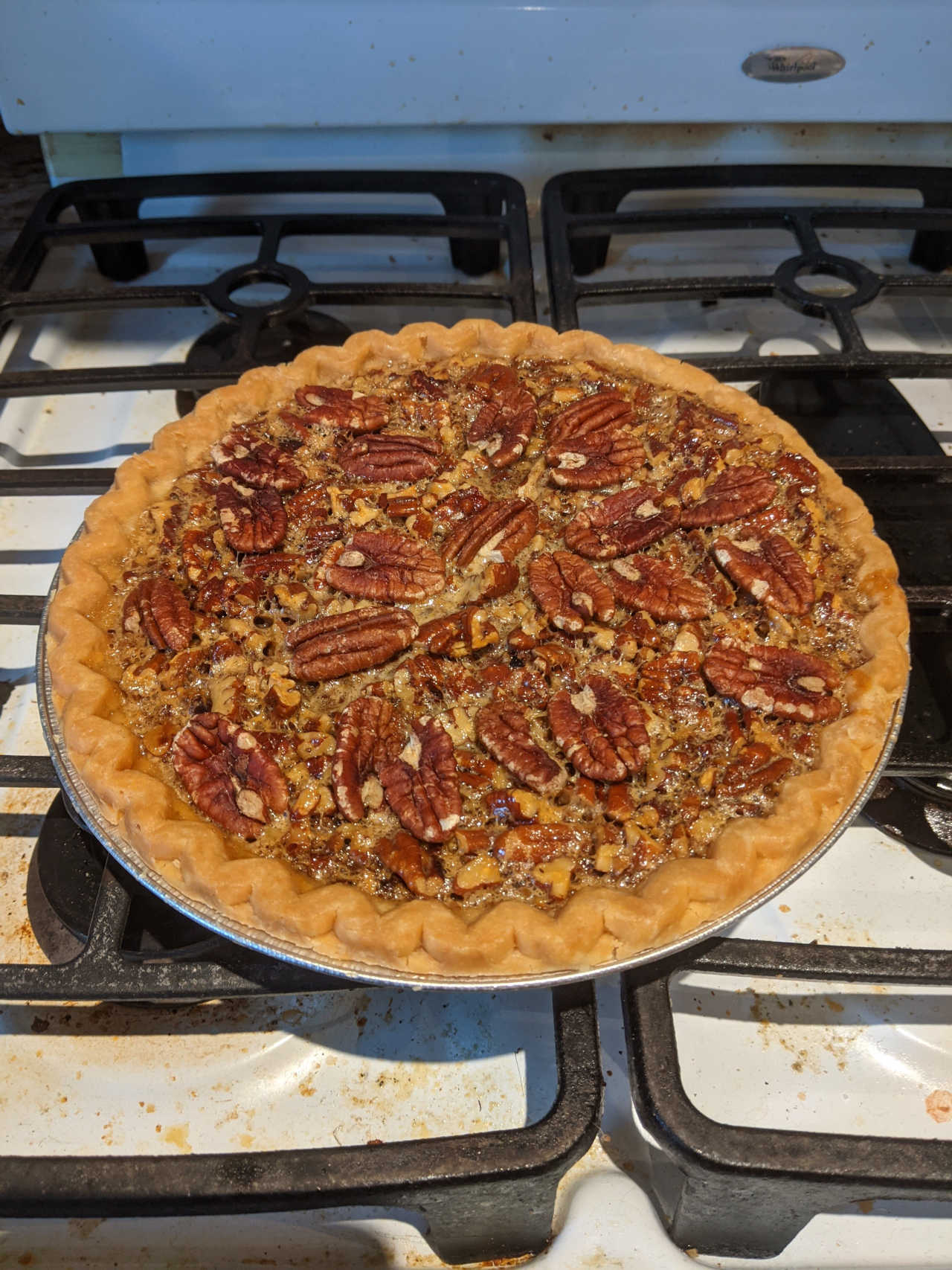 picture of a pecan pie