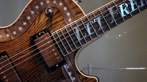 Spirit of America Gibson Les Paul