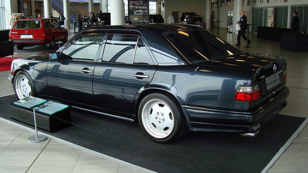 Showroom W124